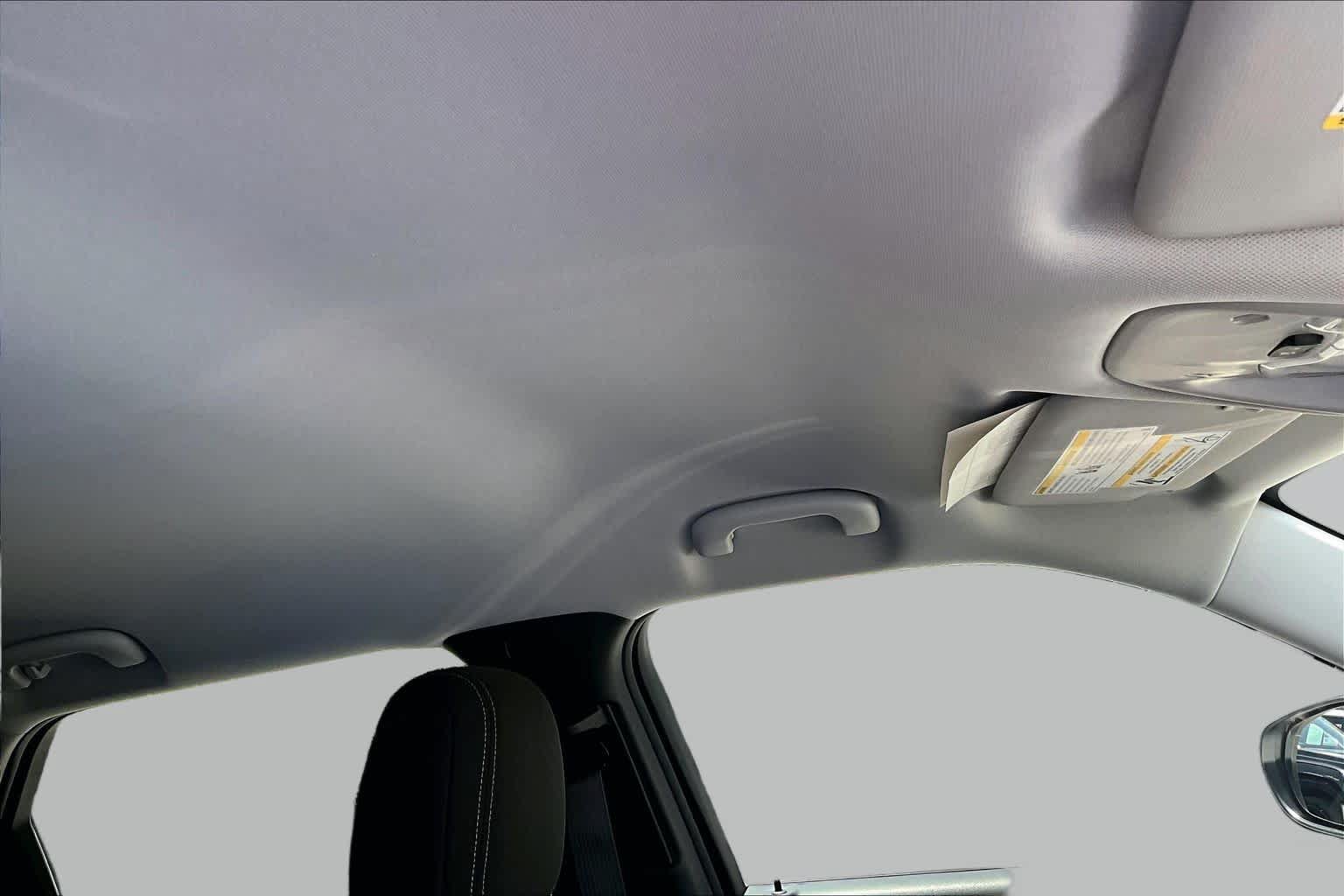 Used 2023 Chevrolet TrailBlazer LS FWD image 14