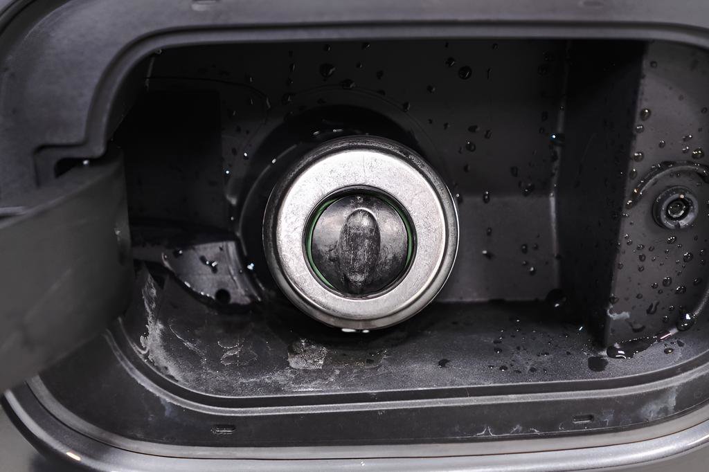 Used 2024 Dodge Durango GT image 44