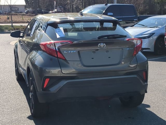 Used 2021 Toyota C-HR XLE image 7