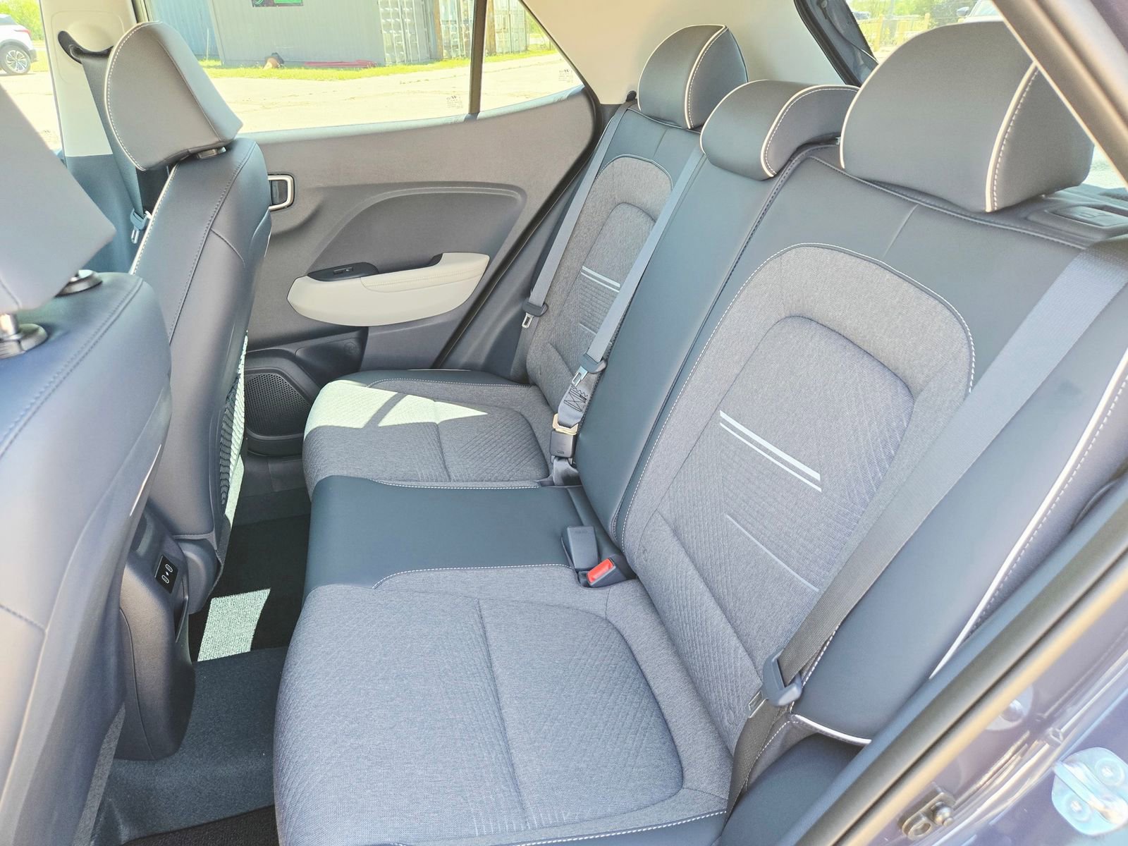 New 2026 Hyundai Venue SEL FWD image 17