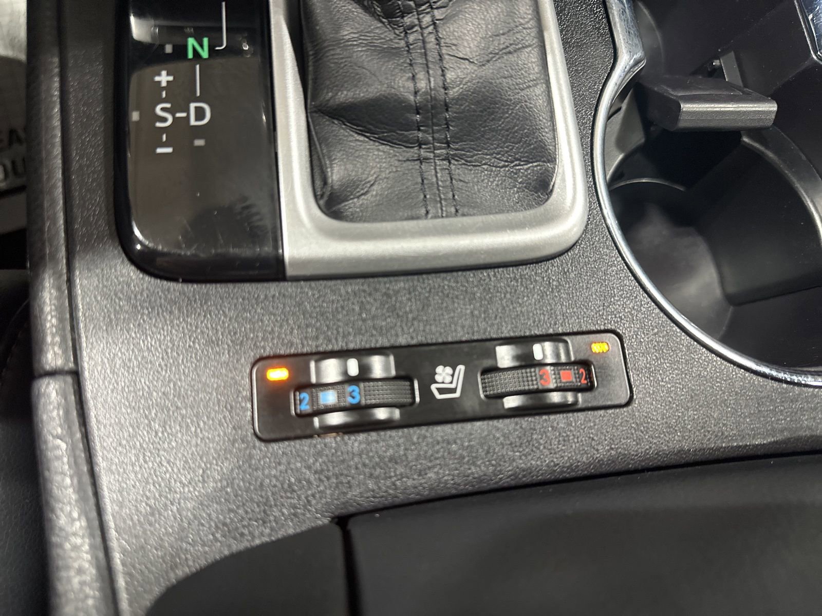 Used 2019 Toyota Highlander Limited w/ Protection Package #3 AWD/4WD image 66