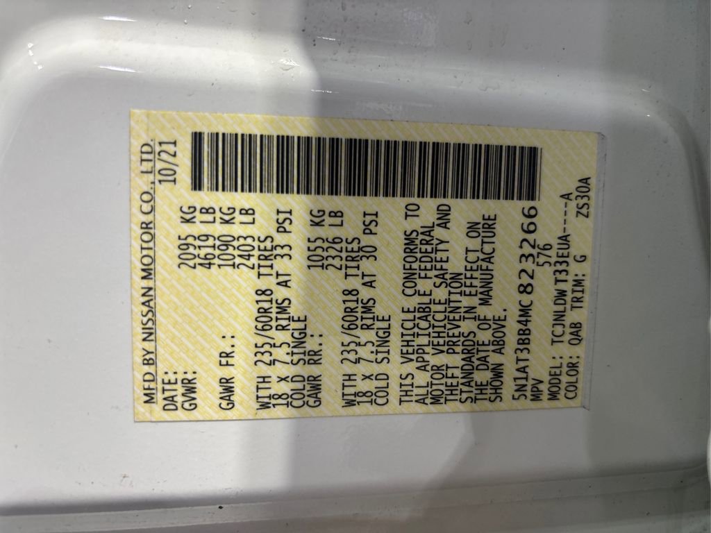 Used 2021 Nissan Rogue SV image 17