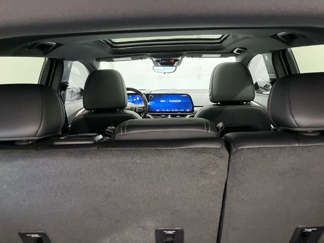 Used 2025 Chevrolet Equinox EV RS image 56