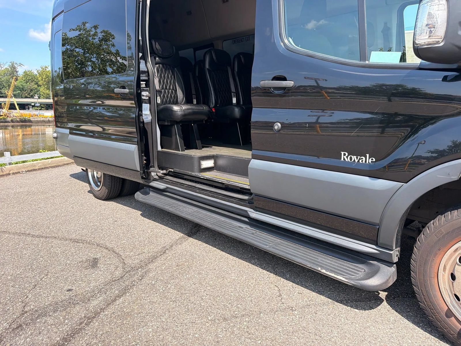 Used 2018 Ford Transit 350 XLT RWD image 31