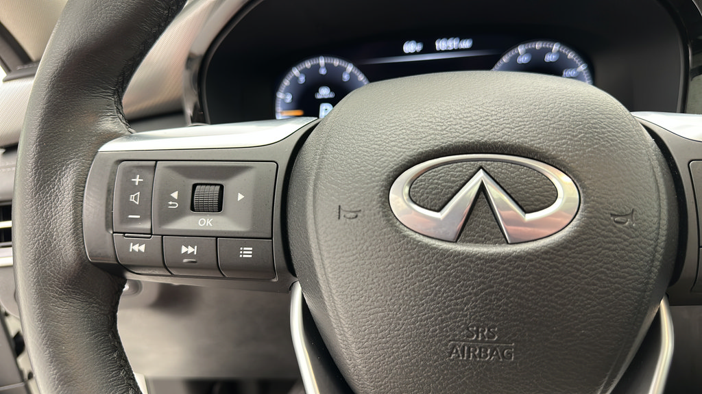 Used 2023 INFINITI QX60 Luxe w/ Cargo Package AWD/4WD image 18