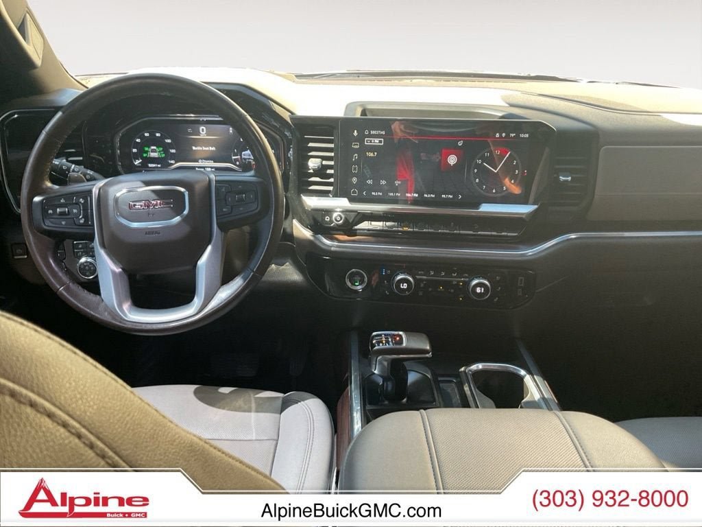 Used 2023 GMC Sierra 1500 SLT w/ SLT Premium Package AWD/4WD image 10