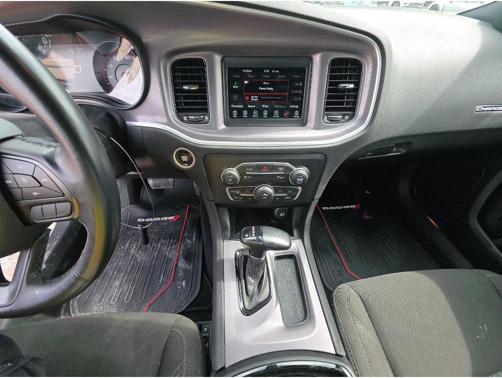 Used 2022 Dodge Charger SXT w/ Blacktop Package RWD image 10