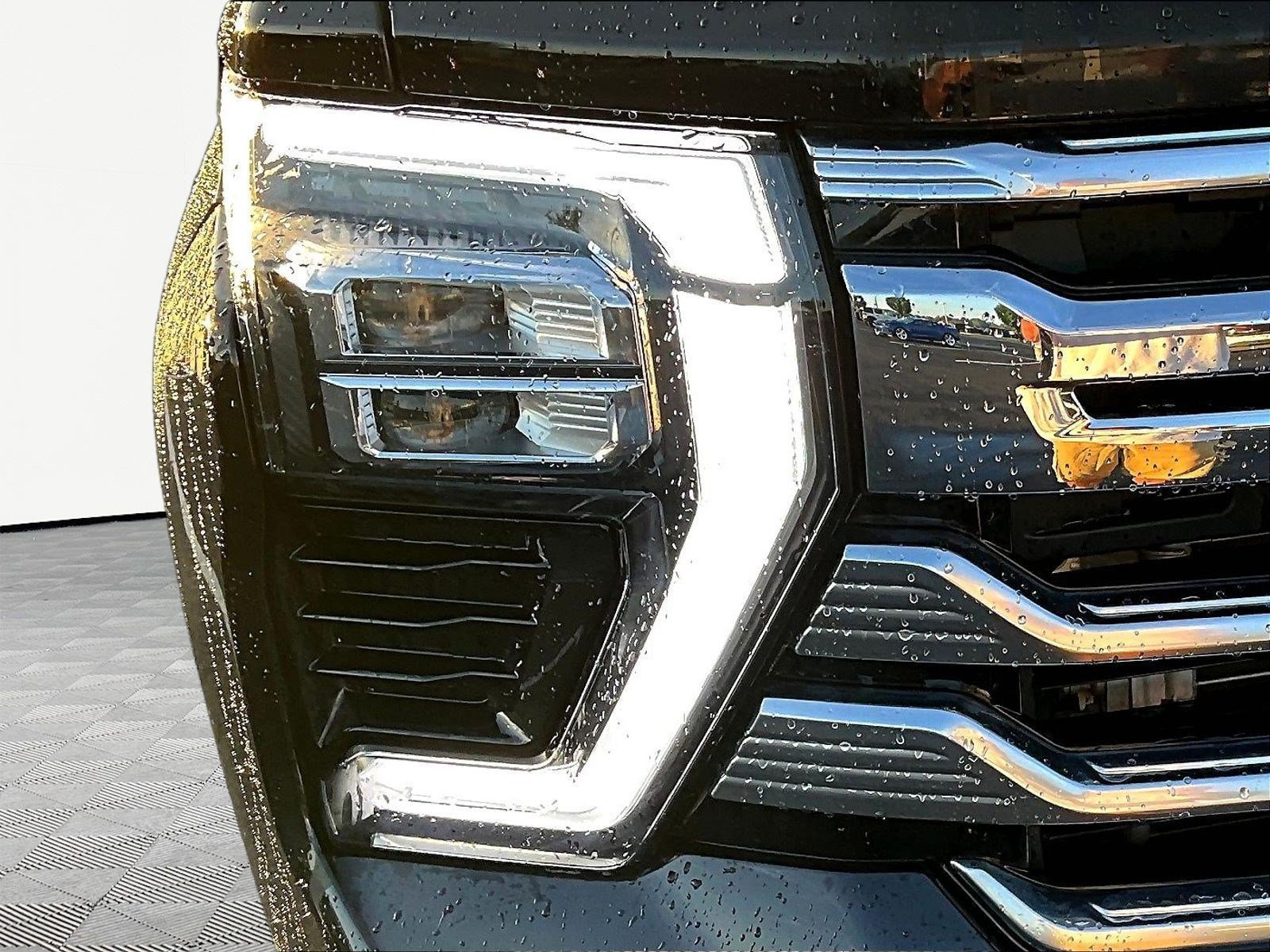 Used 2024 Chevrolet Silverado 2500 High Country w/ Technology Package AWD/4WD image 32