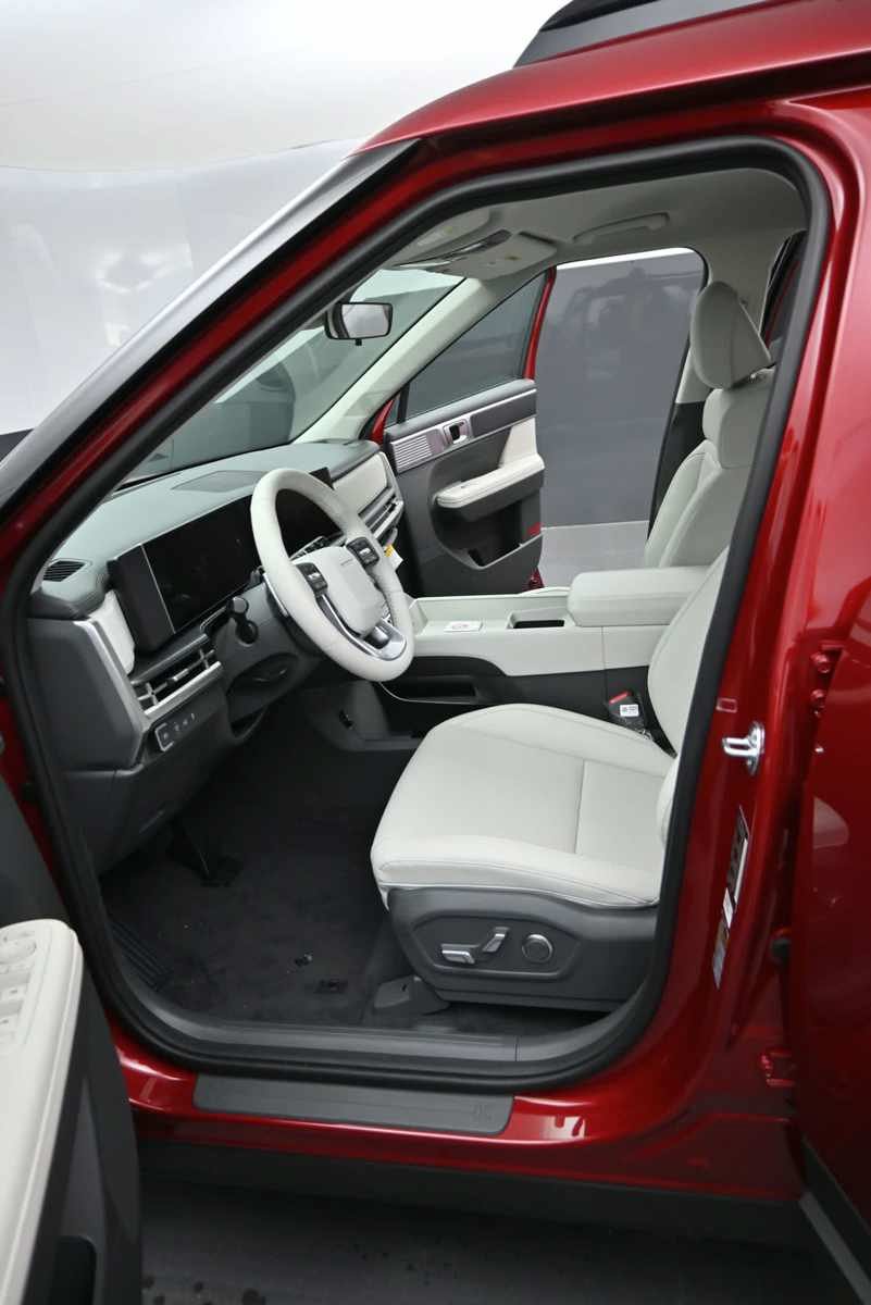 New 2026 Hyundai Santa Fe SEL AWD/4WD image 16