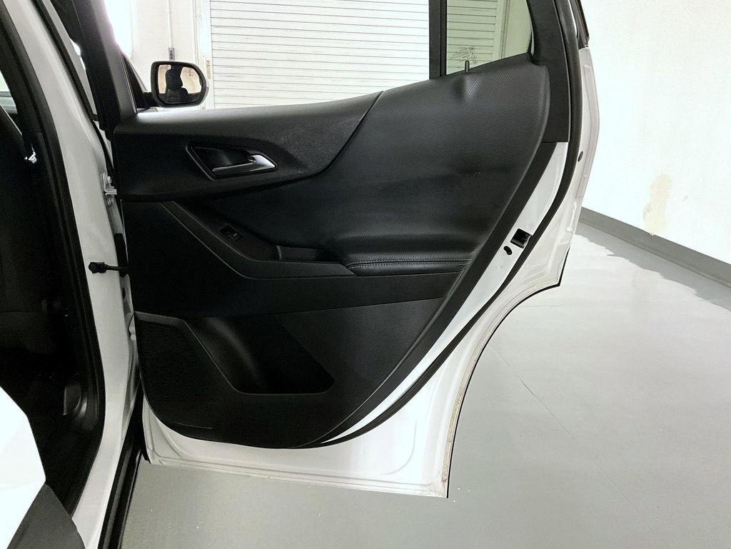 Certified 2025 Chevrolet Equinox LT image 17