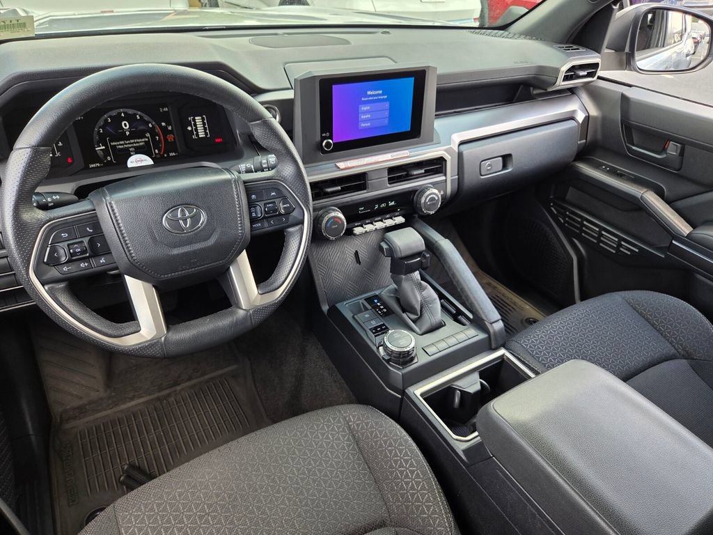 Certified 2025 Toyota 4Runner SR5 AWD/4WD image 9