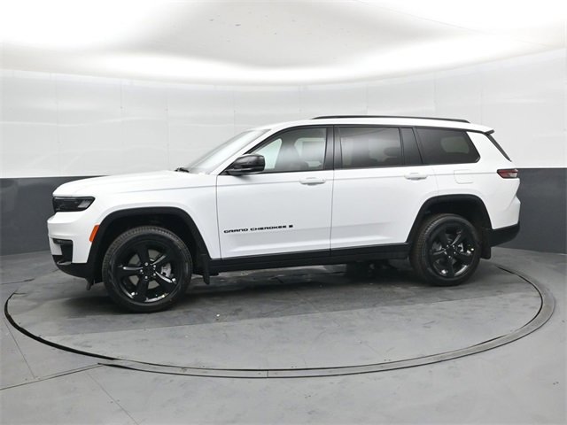 New 2025 Jeep Grand Cherokee L Limited w/ Black Appearance Package image 7