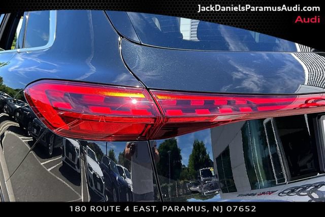 Used 2025 Audi Q5 Premium w/ Convenience Package AWD/4WD image 22