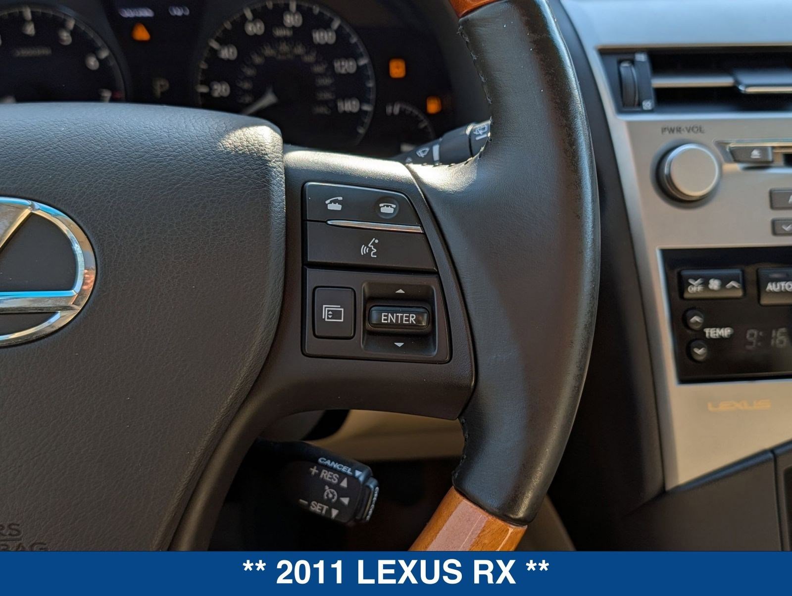 Used 2011 Lexus RX 350 AWD w/ Premium Pkg image 27