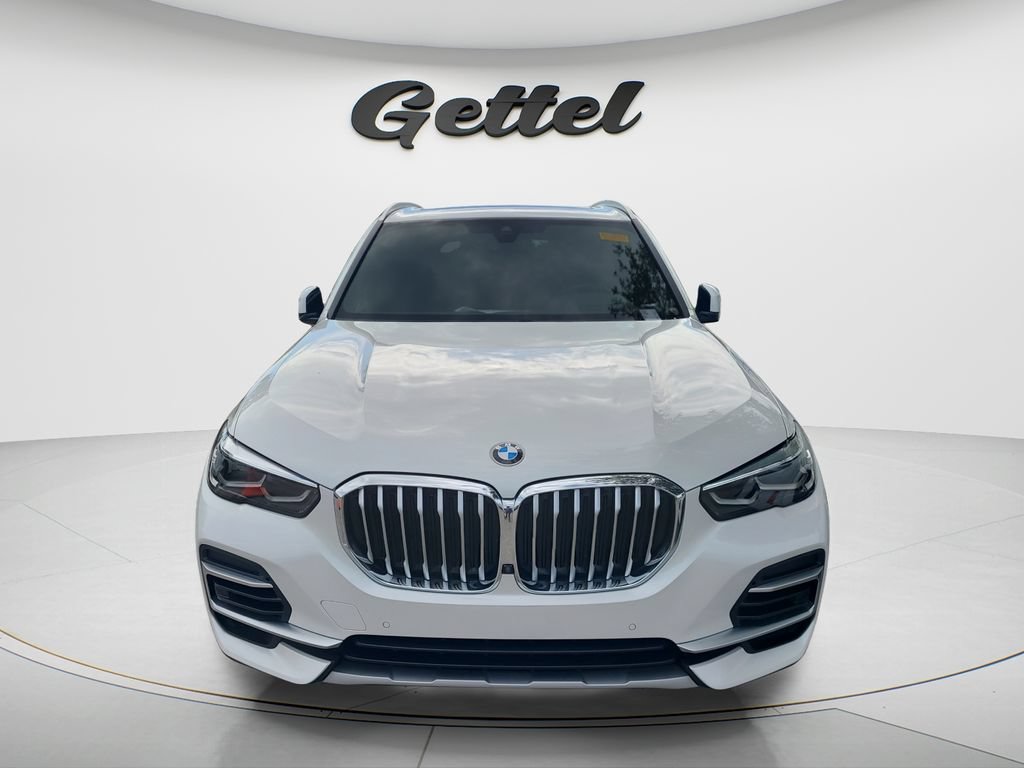 Used 2022 BMW X5 sDrive40i w/ Premium Package RWD image 3