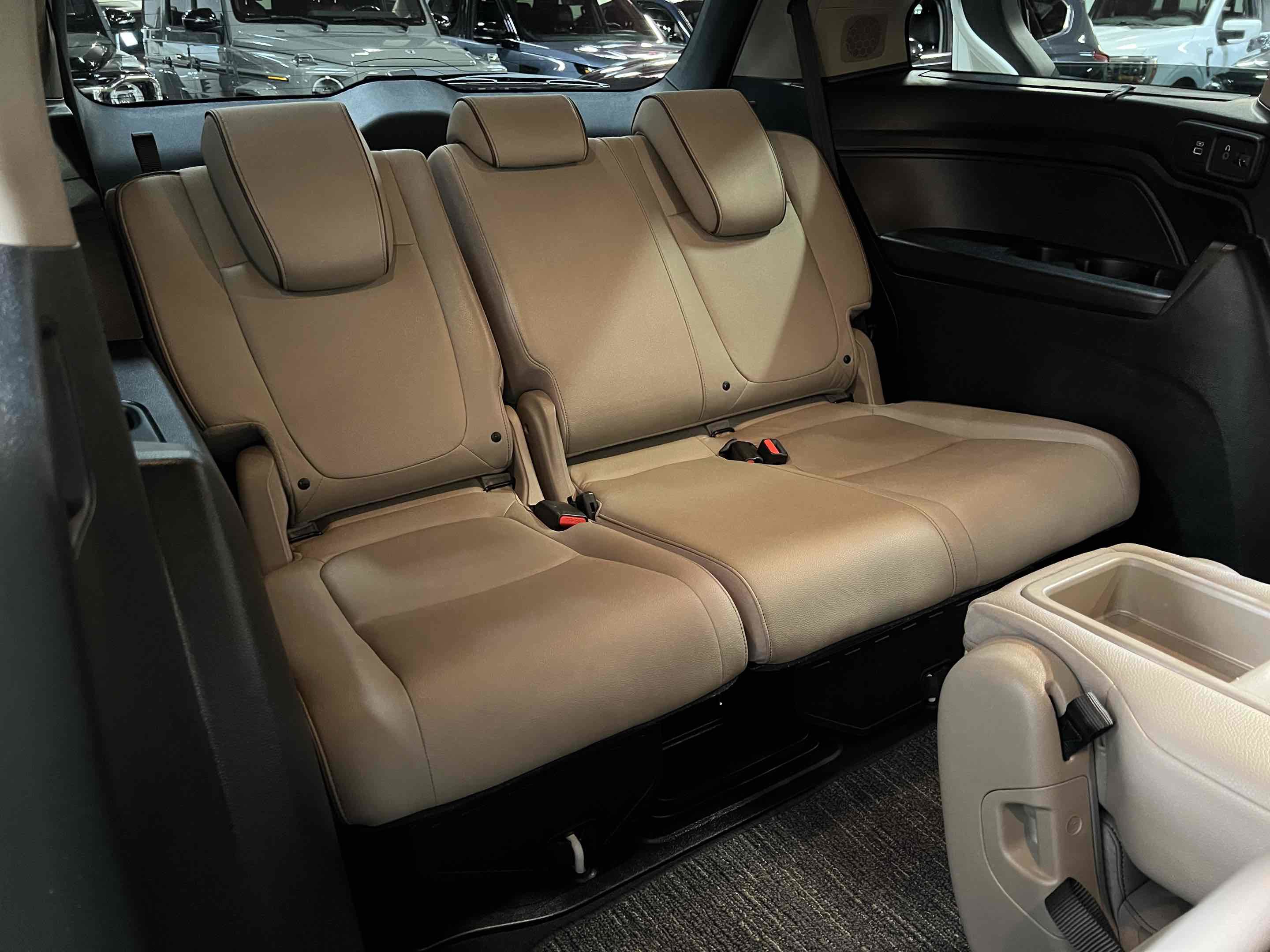 Used 2023 Honda Odyssey Elite image 35