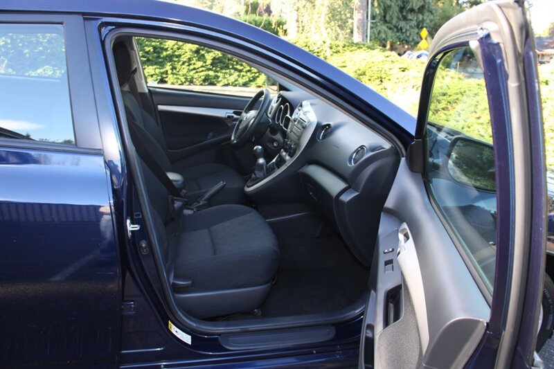 Used 2009 Toyota Matrix FWD image 13
