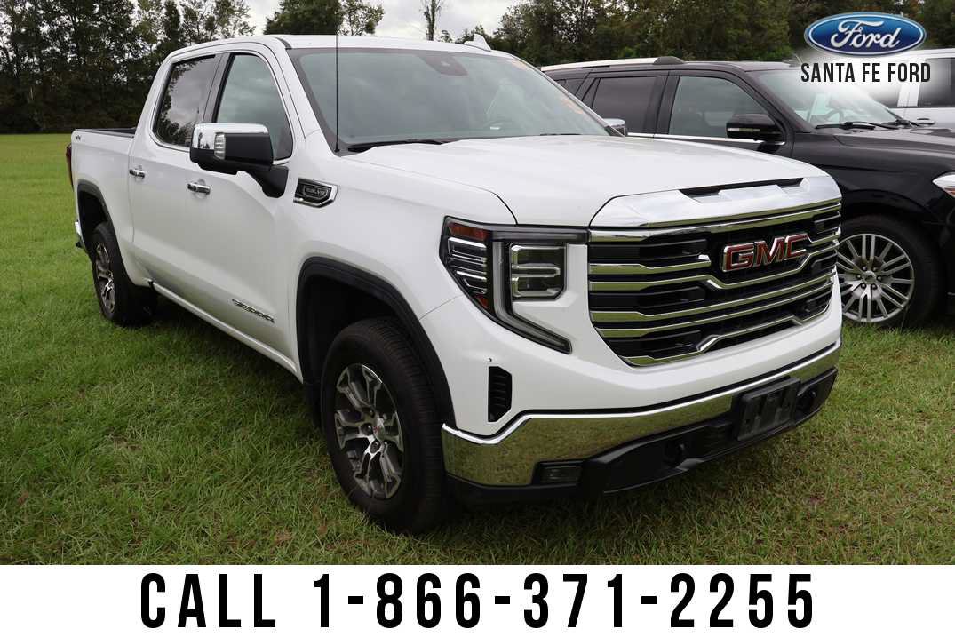 Used 2025 GMC Sierra 1500 SLT AWD/4WD image 4