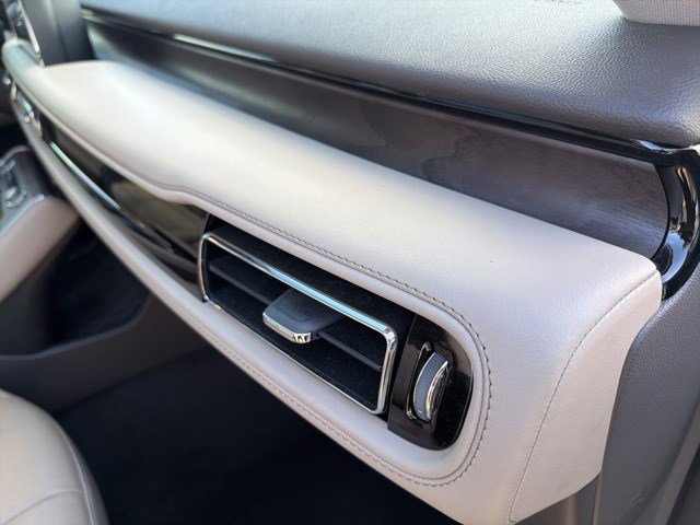 Used 2023 Lincoln Aviator Reserve w/ Equipment Group 201A image 25