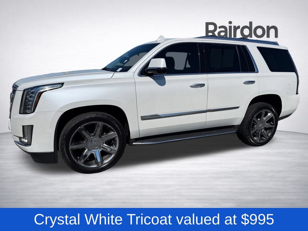 Used 2016 Cadillac Escalade Luxury AWD/4WD image 3