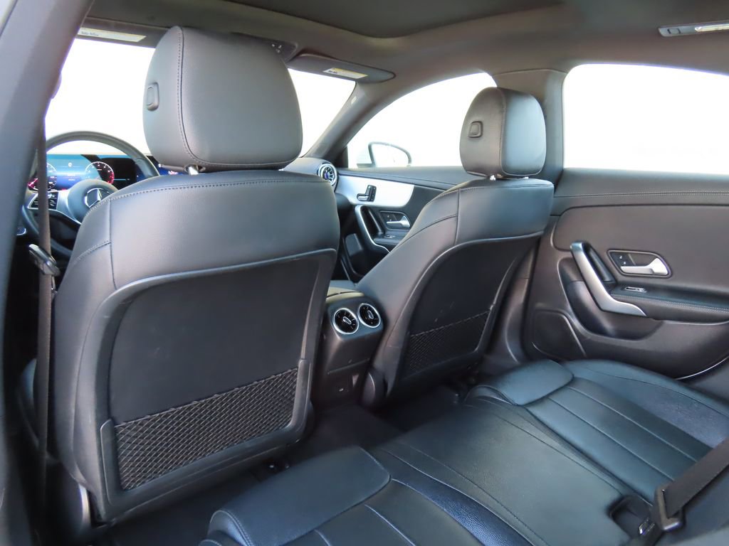 Used 2025 Mercedes-Benz CLA 250 4MATIC image 27