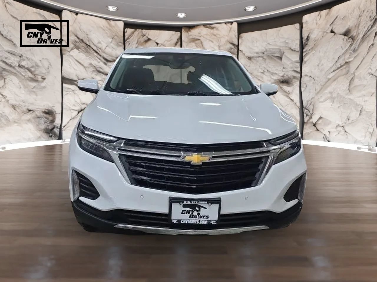 Used 2022 Chevrolet Equinox LT AWD/4WD image 2