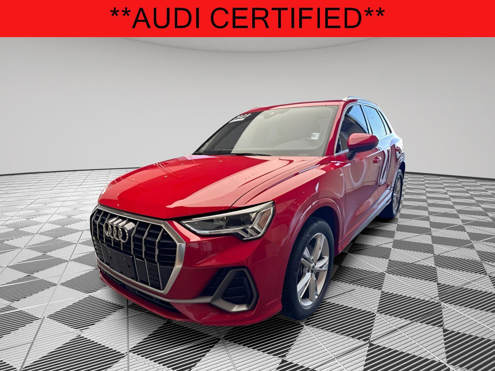 Used 2023 Audi Q3 2.0T Premium Plus w/ Premium Plus Package image 1