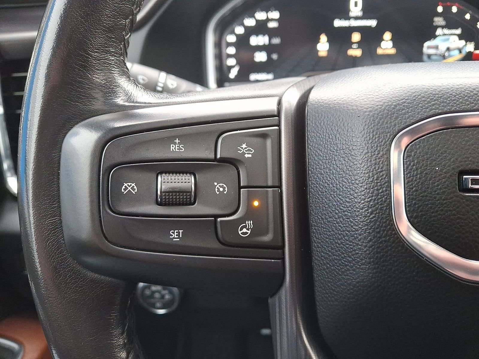 Used 2024 GMC Sierra 3500 Denali Ultimate AWD/4WD image 22