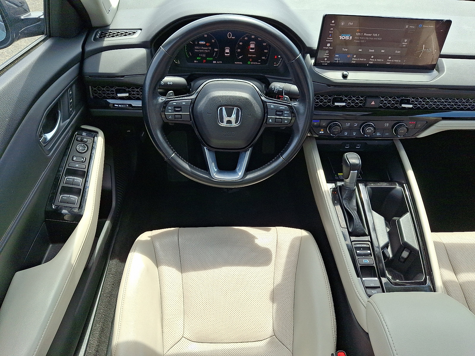 Used 2023 Honda Accord Touring image 12