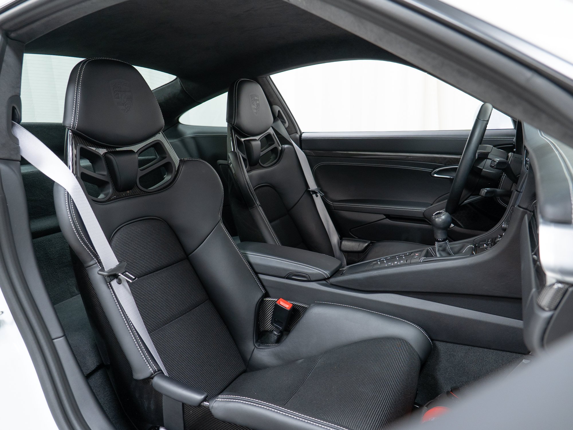 Certified 2018 Porsche 911 GT3 RWD image 37