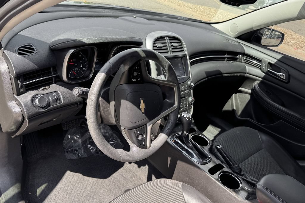 Used 2015 Chevrolet Malibu LT w/ Power Convenience Package FWD image 14