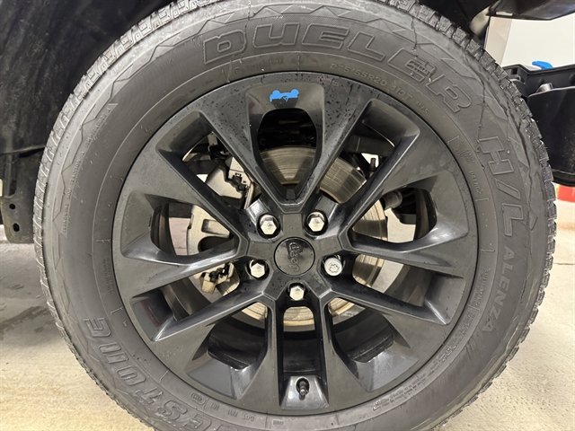 Used 2022 Jeep Wrangler Unlimited Sahara w/ Cold Weather Group image 9