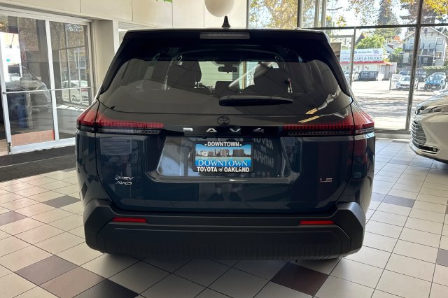 Used 2026 Toyota RAV4 LE AWD/4WD image 5