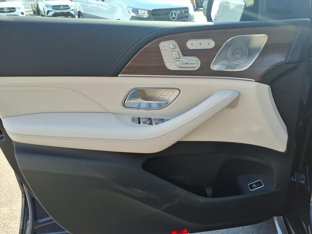 New 2026 Mercedes-Benz GLE 53 AMG 4MATIC image 11