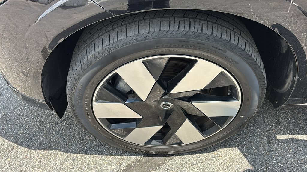 Certified 2025 Volvo XC60 T8 Plus w/ Protection Package Premier AWD/4WD image 32