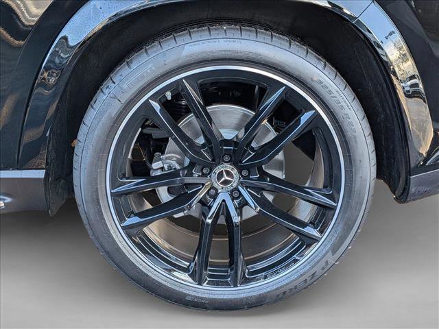 New 2026 Mercedes-Benz GLS 580 4MATIC image 10