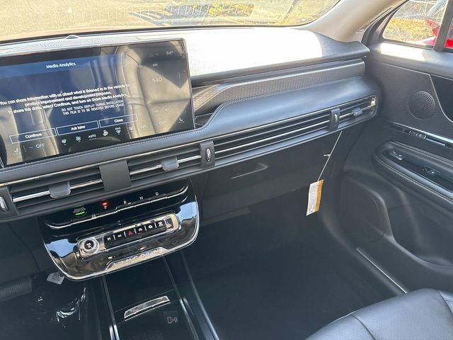 New 2026 Lincoln Corsair Reserve image 15