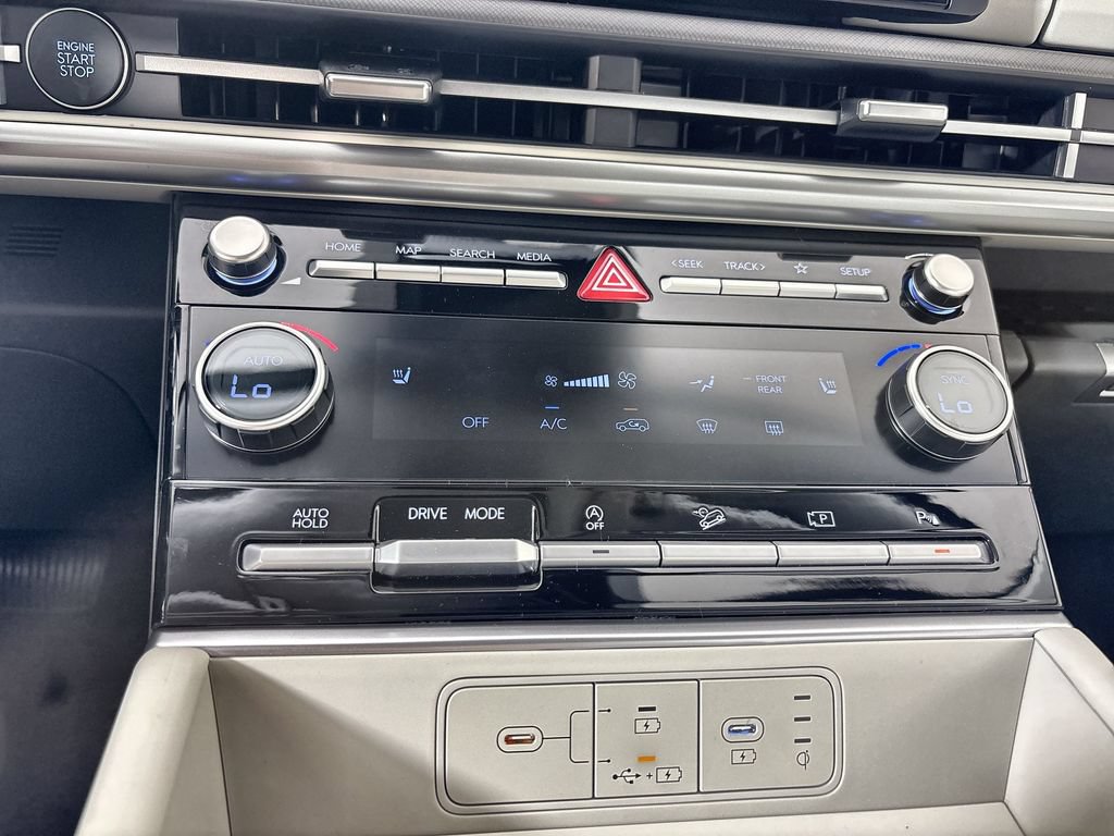 New 2026 Hyundai Santa Fe SEL FWD image 16