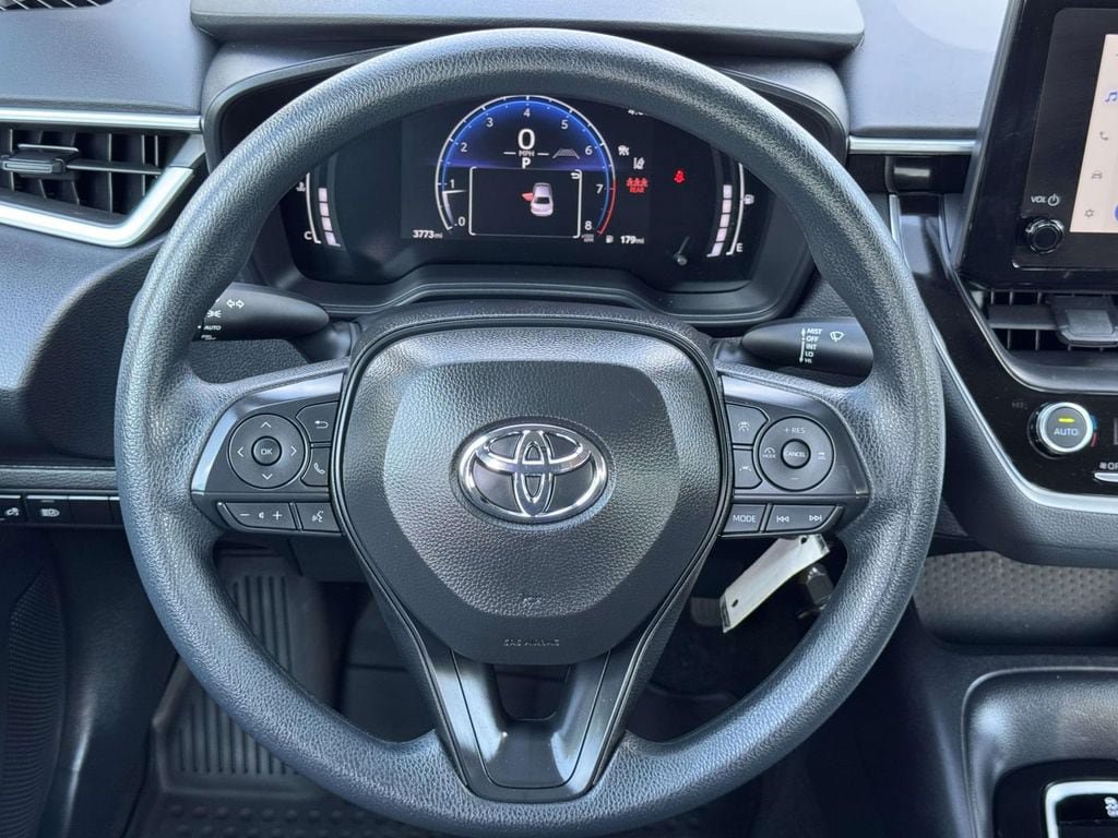 Used 2026 Toyota Corolla LE FWD image 10