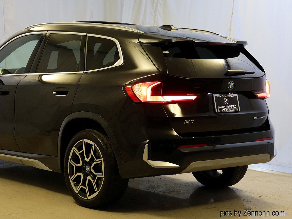 Certified 2025 BMW X1 xDrive28i image 8