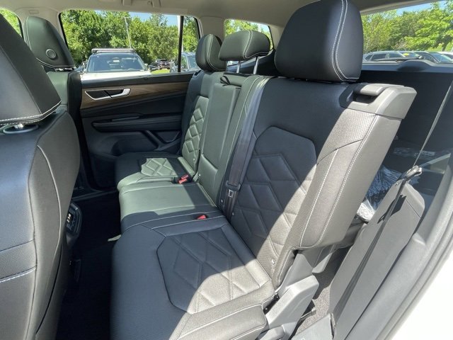 New 2025 Volkswagen Atlas SE image 25