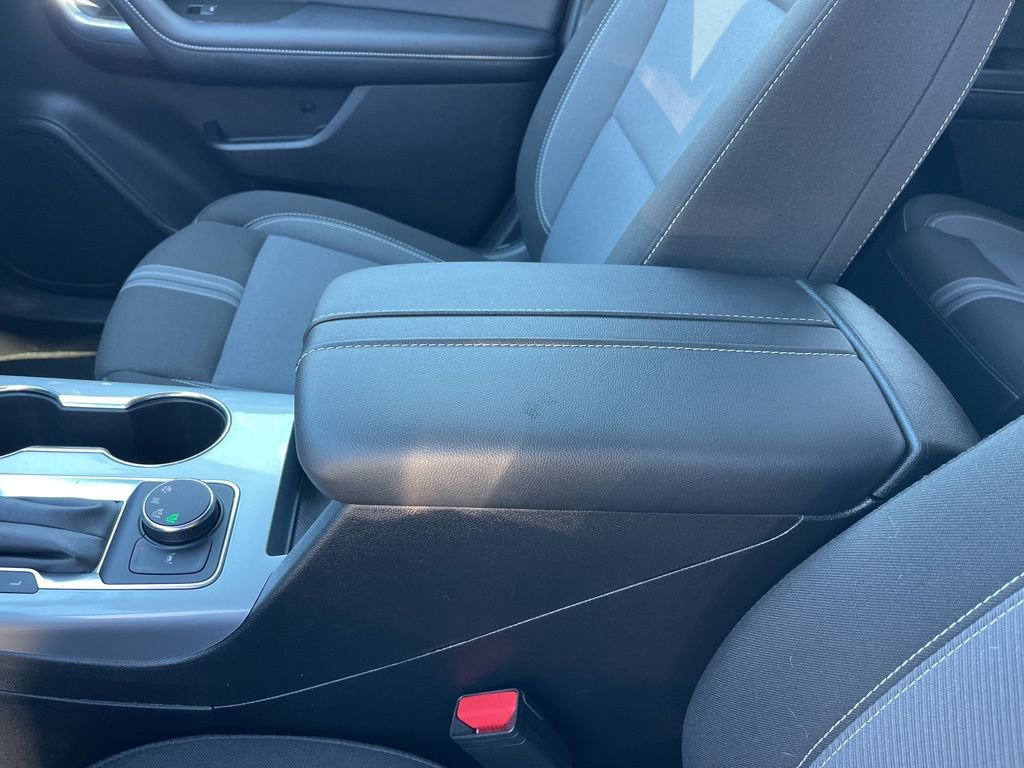 Used 2025 Chevrolet Blazer LT image 13