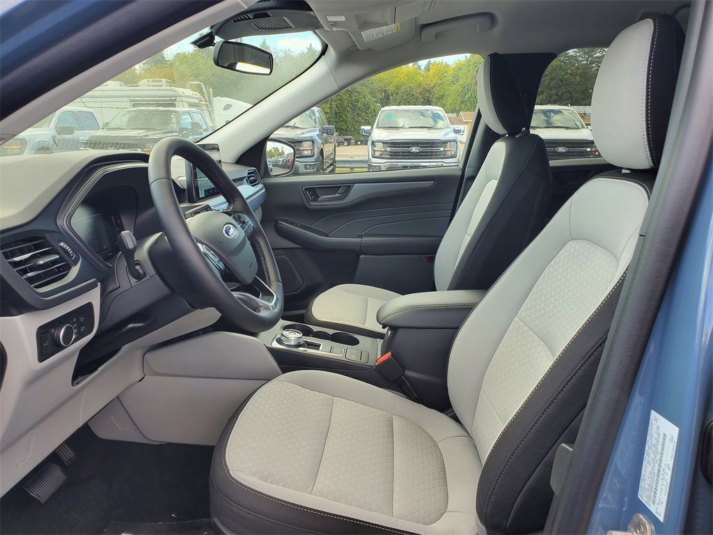 New 2026 Ford Escape Active image 6