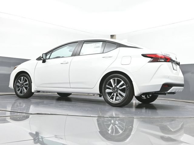 New 2025 Nissan Versa SV w/ Trunk Package FWD image 39