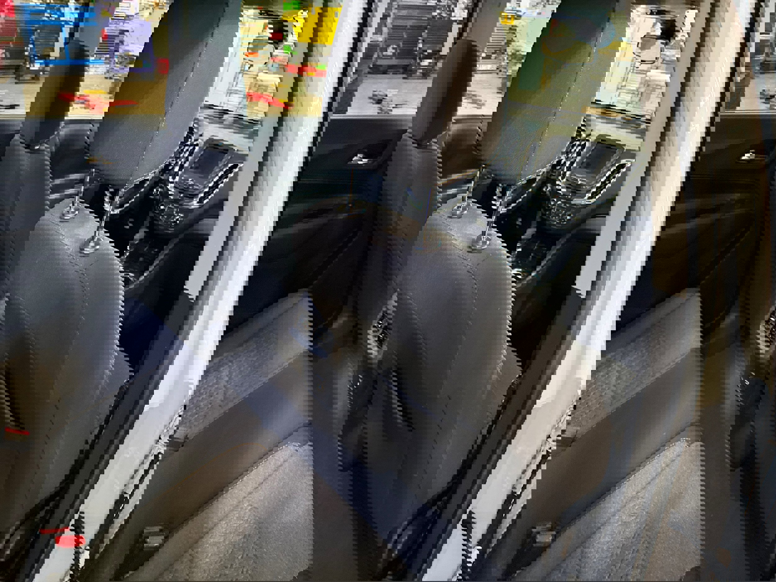 Used 2022 Chevrolet Equinox LT image 14