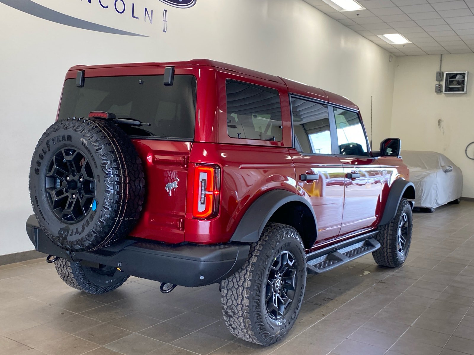 New 2026 Ford Bronco Badlands AWD/4WD image 14
