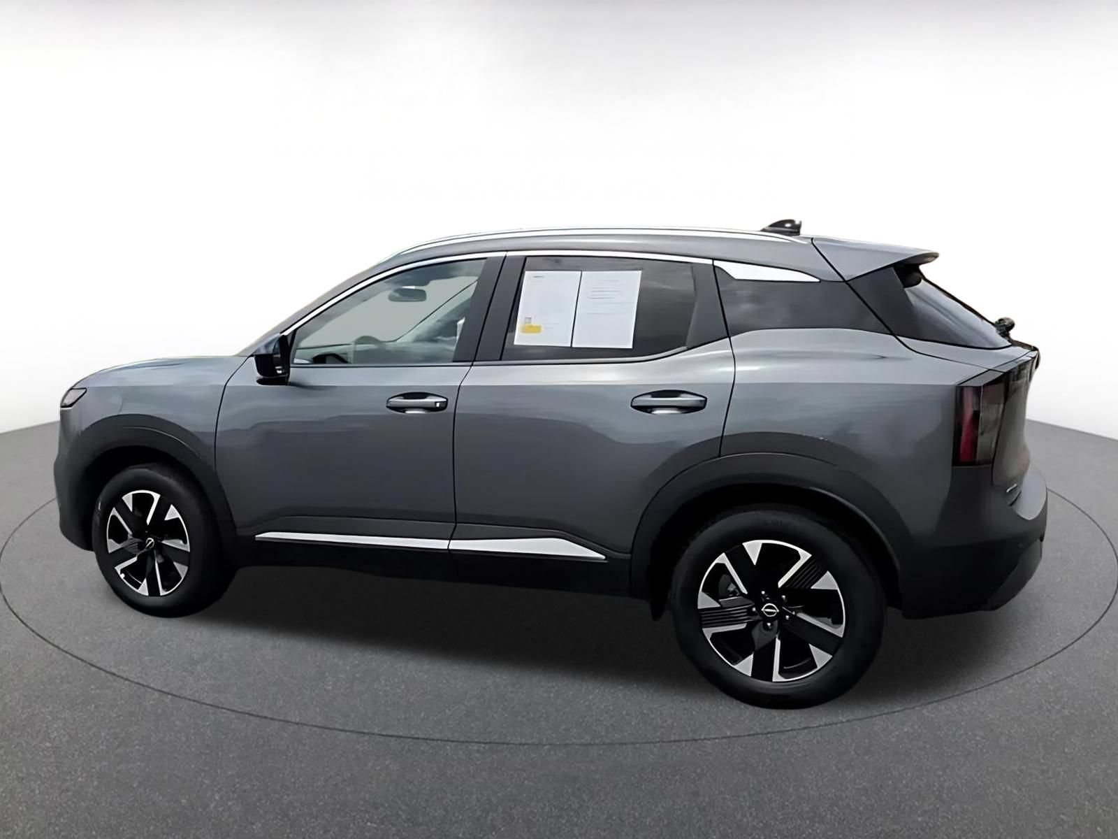 Used 2026 Nissan Kicks SV w/ Cold Weather Package AWD/4WD image 14
