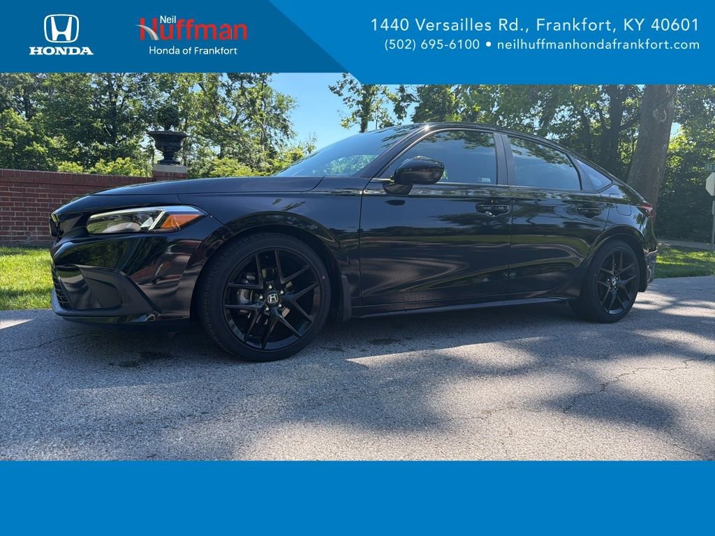 Used 2023 Honda Civic Sport image 1