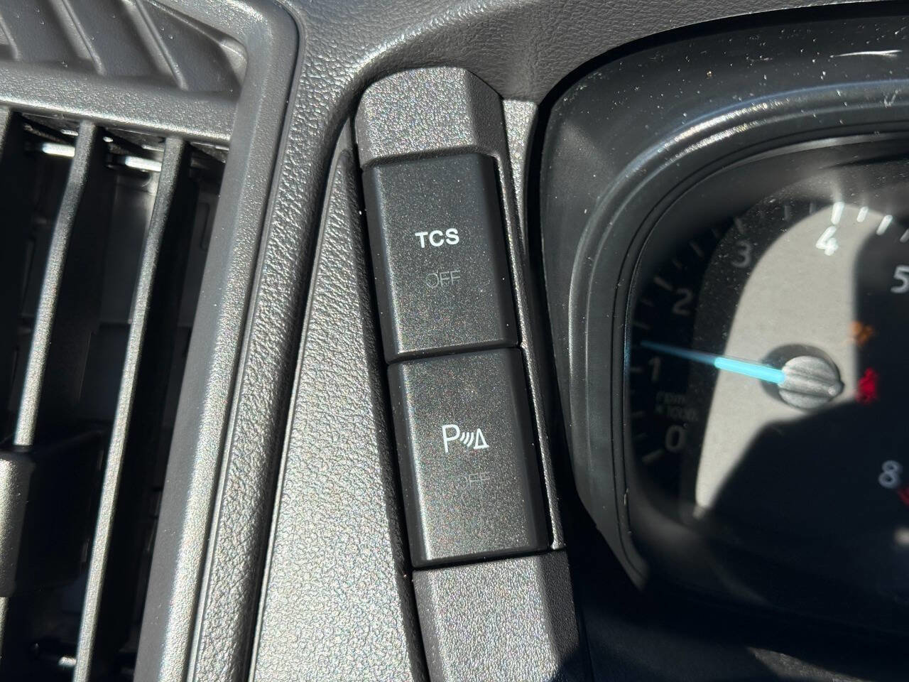 Used 2016 Ford Transit 250 130 Low Roof image 16