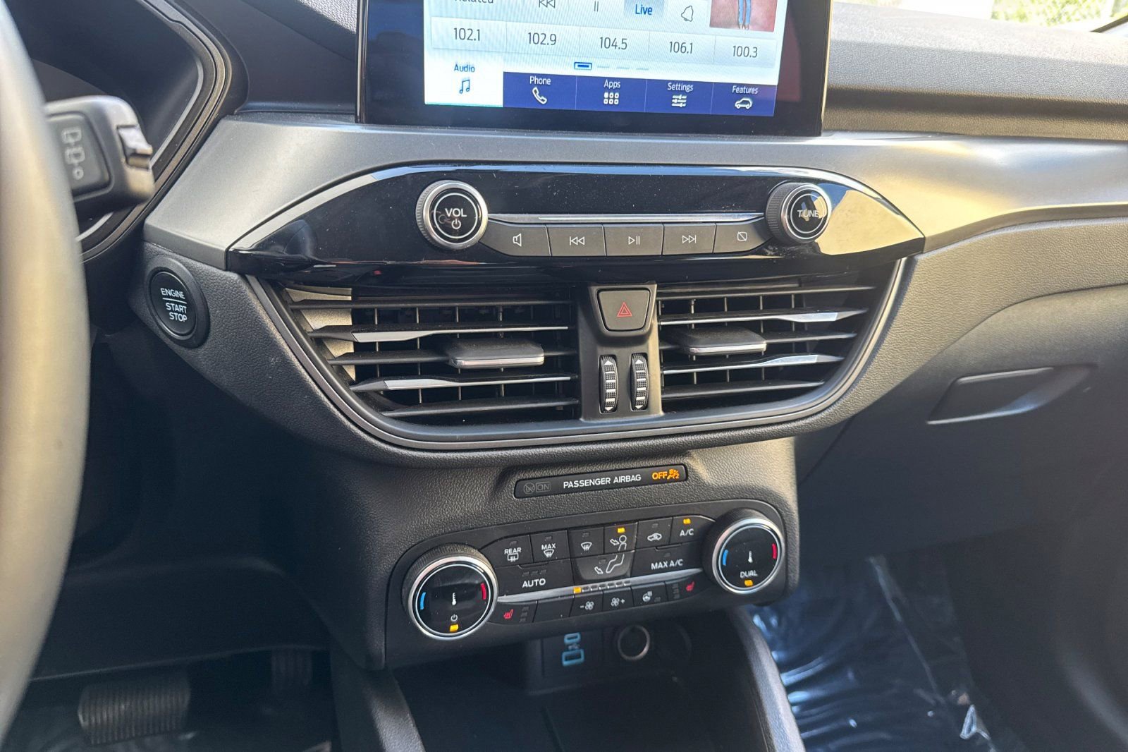 Used 2023 Ford Escape Active AWD/4WD image 28